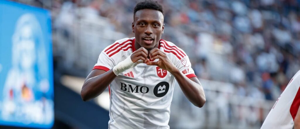 xh7tttiaompc5n7hp7s3-1