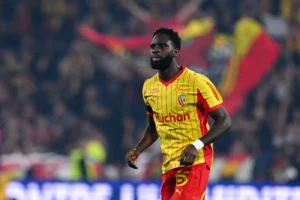 haiti-ou-les-bleus-e2-80-af-le-dilemme-d-odsonne-edouard